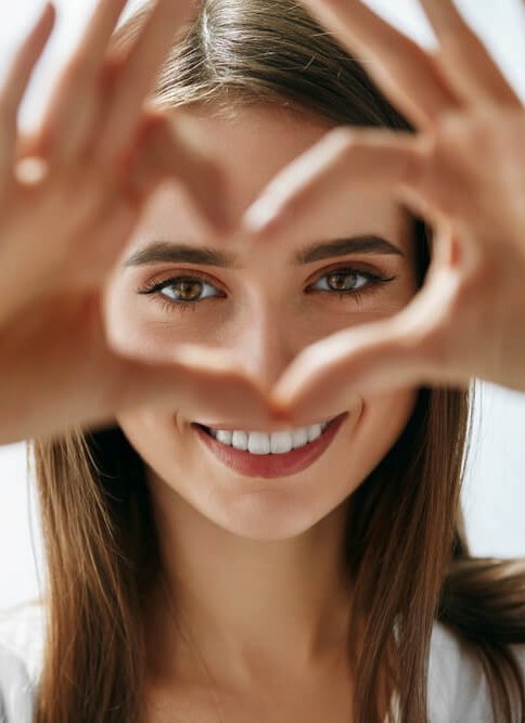 natural eye supplements, vision support, reduce digital eye strain, eye care nutrition